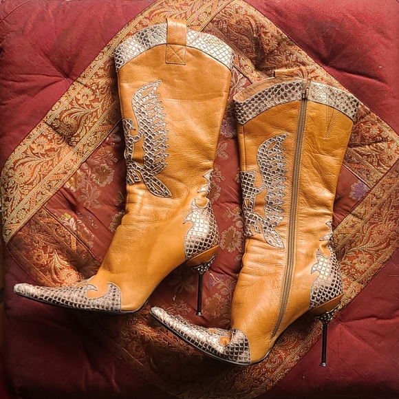 Stunning tan/copper high healed cowboy boots - Picture 2 of 8